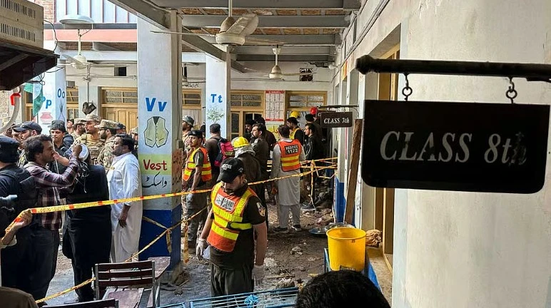 স্কুলের ছাদ ধসে ২৮ শিক্ষার্থী, ১ শিক্ষক নিহত